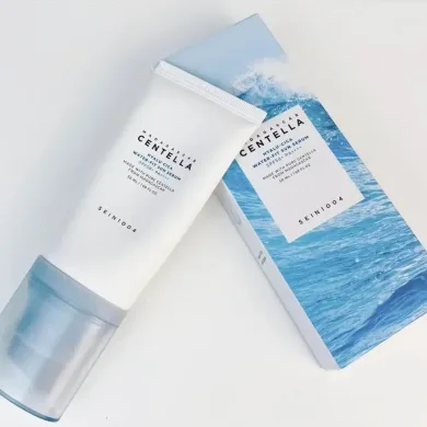 Skin1004 Madagaskar Centella Hyalu-Cica Water-Fit Sun Serum 50ml thumbnail
